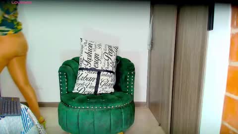 talianaprada_ online show from 02/09/26, 11:09