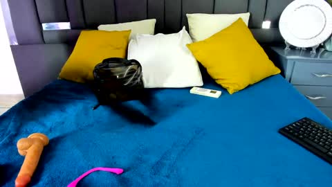 Snapshot of talianavega chatting on 01/12/25, 07:53 tali online show from 01/12/25, 07:53