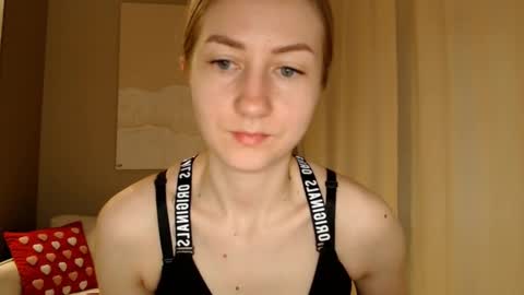 Snapshot of taliiyafiredream chatting on 02/28/25, 09:25 Kira online show from 02/28/25, 09:25