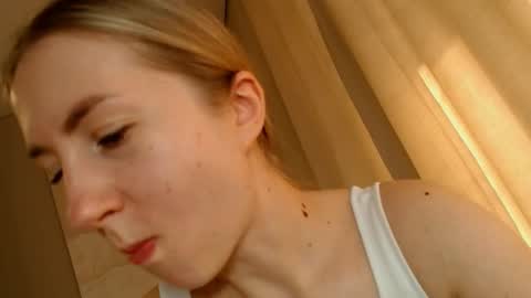 Snapshot of taliiyafiredream chatting on 03/06/25, 11:36 Kira online show from 03/06/25, 11:36