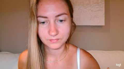 Snapshot of taliiyafiredream chatting on 10/10/25, 05:39 Kira online show from 10/10/25, 05:39