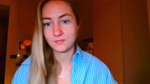 Snapshot of taliiyafiredream chatting on 11/13/25, 06:12 Kira online show from 11/13/25, 06:12