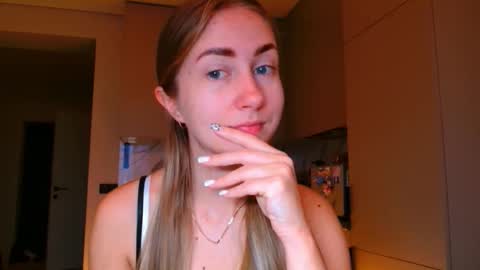 Snapshot of taliiyafiredream chatting on 11/26/25, 06:25 Kira online show from 11/26/25, 06:25