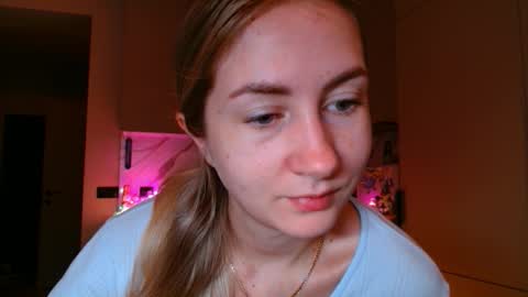 Snapshot of taliiyafiredream chatting on 01/08/26, 06:16 Kira online show from 01/08/26, 06:16