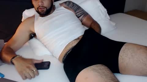 TallAndHung4You online show from 06/05/26, 03:57