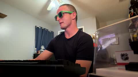 Snapshot of tallglassowater9cut459014 chatting on 06/08/26, 05:08 first stream was very fun grateful for every follow and super active chat online show from 06/08/26, 05:08