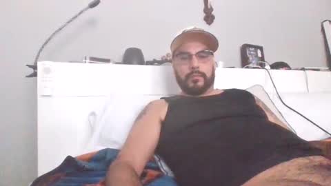 talllatino310 online show from 11/10/25, 05:34