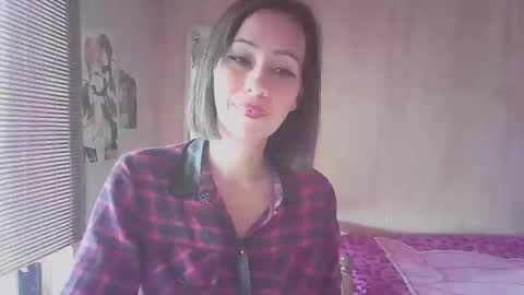 Snapshot of tallulahsunshine9 chatting on 11/24/25, 08:08 Tallulah online show from 11/24/25, 08:08