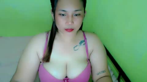 Snapshot of tam0802 chatting on 09/27/25, 05:56 tam0802 online show from 09/27/25, 05:56