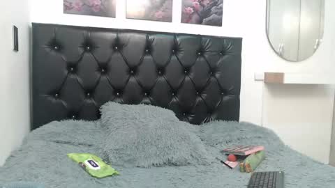 Snapshot of tamar4_f00x chatting on 05/13/26, 02:36 Hi im sara online show from 05/13/26, 02:36