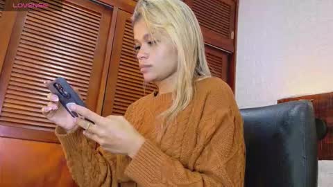    online show from 10/02/25, 09:49