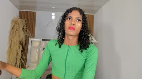  T A M A R A  online show from 11/07/25, 08:20