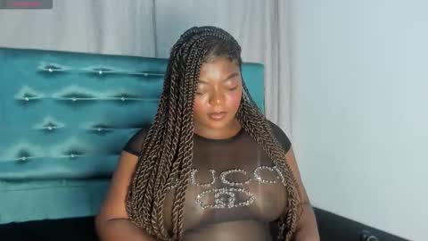 Snapshot of tamaramilleer chatting on 11/10/25, 04:55 tamaramilleer online show from 11/10/25, 04:55