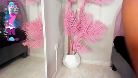 Snapshot of tamaramilleer chatting on 02/09/26, 03:43 tamaramilleer online show from 02/09/26, 03:43