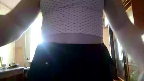 Tamara online show from 05/22/26, 04:12