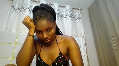 Snapshot of tamia538235 chatting on 01/28/25, 09:50 tamia online show from 01/28/25, 09:50