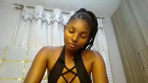 Snapshot of tamia538235 chatting on 01/31/25, 01:54 tamia online show from 01/31/25, 01:54