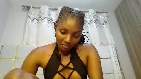 Snapshot of tamia538235 chatting on 02/05/25, 06:48 tamia online show from 02/05/25, 06:48