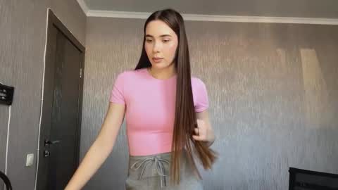 Snapshot of tamikohagy chatting on 03/18/26, 02:09 Mary online show from 03/18/26, 02:09