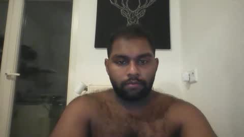 Snapshot of tamilpaiyan09 chatting on 02/22/26, 09:02 tamilpaiyan09 online show from 02/22/26, 09:02