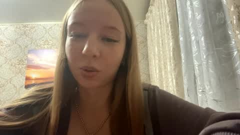 Jenny online show from 04/10/26, 04:23