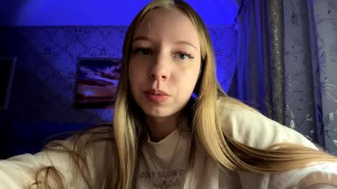 Jenny online show from 04/15/26, 03:41