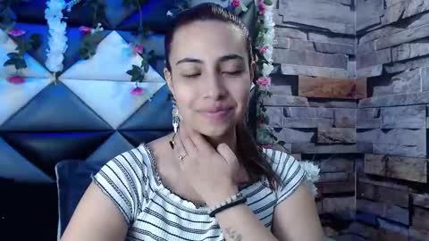 Snapshot of tammy_blackk chatting on 03/01/25, 12:45 Tammy Blackk online show from 03/01/25, 12:45