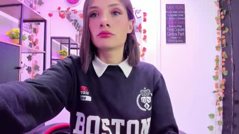 Snapshot of tammy_thompson_ chatting on 11/06/25, 12:17 tammy_thompson_ online show from 11/06/25, 12:17