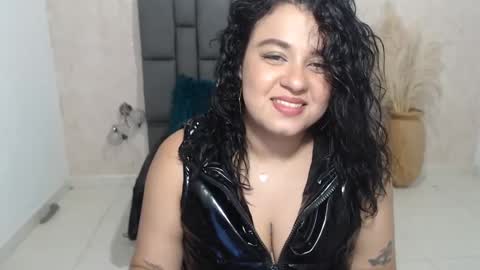 tammycooperr online show from 01/18/25, 06:03