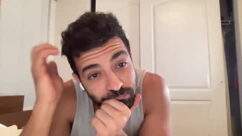 Snapshot of tan_and_spicy chatting on 12/01/24, 11:47 tan and spicy online show from 12/01/24, 11:47