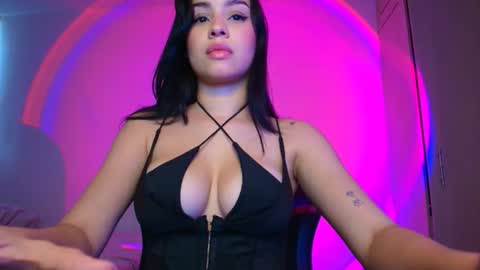 Snapshot of tana_lux chatting on 07/20/26, 10:12 Aytana online show from 07/20/26, 10:12
