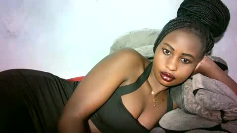 tanasha_20 online show from 11/18/25, 12:09