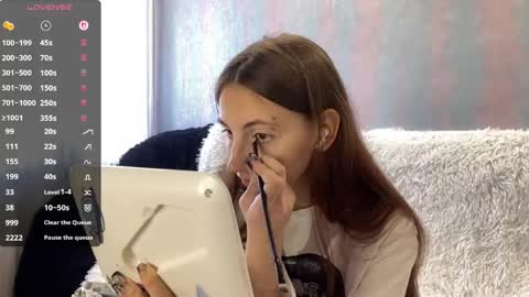 Alice online show from 04/21/26, 01:06