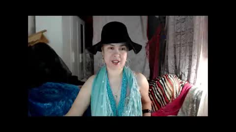 Snapshot of tanganiika chatting on 12/20/24, 10:00 Milena online show from 12/20/24, 10:00