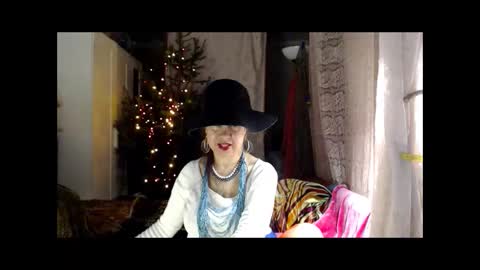 Snapshot of tanganiika chatting on 12/30/24, 02:20 Milena online show from 12/30/24, 02:20