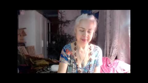 Snapshot of tanganiika chatting on 10/12/25, 12:26 Milena online show from 10/12/25, 12:26