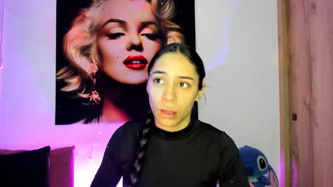 tania06 online show from 11/17/25, 01:17