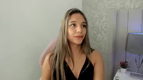 Snapshot of taniacarterr chatting on 02/26/25, 03:30 TaniaCarter online show from 02/26/25, 03:30