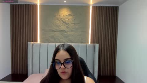 TANIA  online show from 02/17/26, 03:36