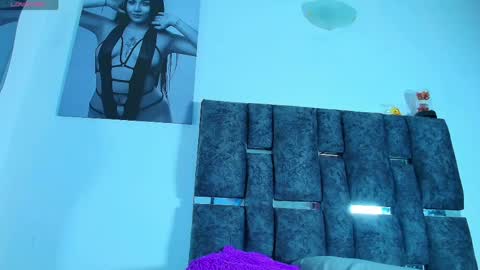 Snapshot of taniamilan chatting on 05/04/26, 09:05 Tania online show from 05/04/26, 09:05