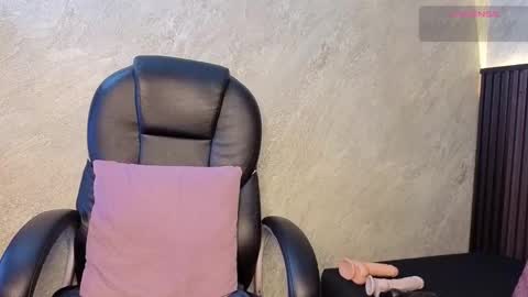 Tanisha online show from 03/31/26, 12:23