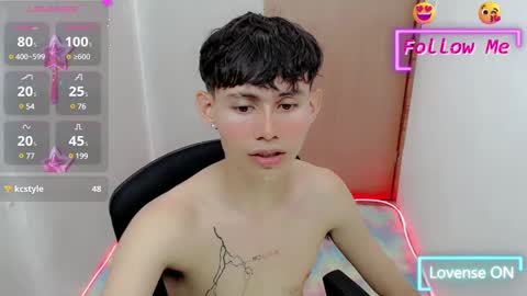 Snapshot of tanjiro_cute chatting on 01/15/25, 05:19 Andres online show from 01/15/25, 05:19