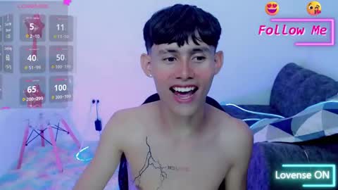 Snapshot of tanjiro_cute chatting on 01/24/25, 04:59 Andres online show from 01/24/25, 04:59