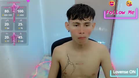Snapshot of tanjiro_cute chatting on 01/26/25, 11:50 Andres online show from 01/26/25, 11:50