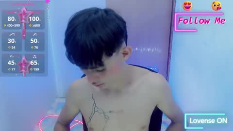 Snapshot of tanjiro_cute chatting on 02/03/25, 02:03 Andres online show from 02/03/25, 02:03