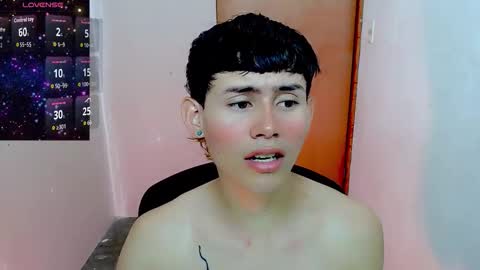 Snapshot of tanjiro_cute chatting on 09/11/25, 09:31 Andres online show from 09/11/25, 09:31