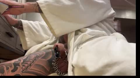 Tank Guy online show from 03/22/26, 09:29