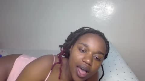 Snapshot of tannia004 chatting on 12/03/24, 10:07 tania online show from 12/03/24, 10:07