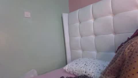 Snapshot of tannia004 chatting on 01/09/25, 06:36 tania online show from 01/09/25, 06:36