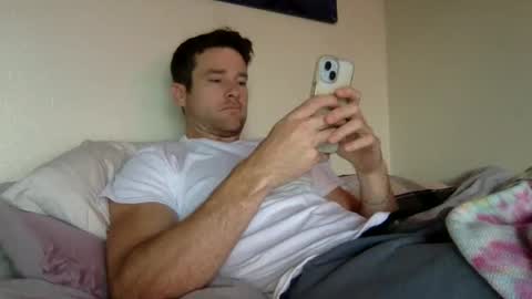 Dr. Love online show from 10/18/25, 01:23